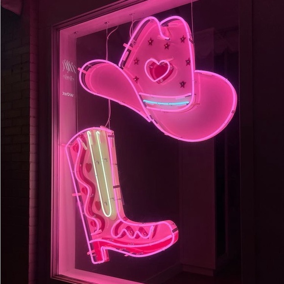 Meet Me :) - Picture 4 of 8